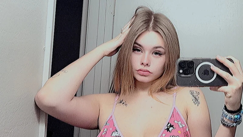 M - OnlyFans Creator Profile Picture