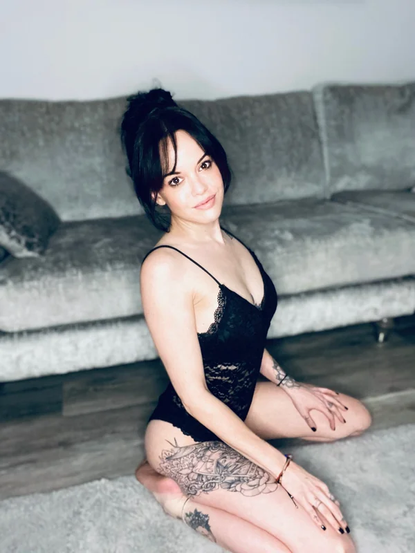 Maeve Silver OnlyFans Creator Maeve Silver OnlyFans creator with engaging content