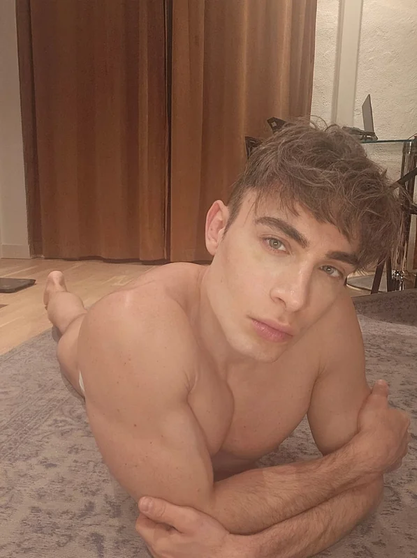 MAGNUS OnlyFans Profile MAGNUS OnlyFans World traveler and pleasure master