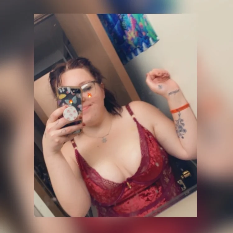 Marissa Light OnlyFans bisexual creator