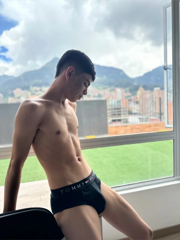 Marlon Arian OnlyFans Profile Marlon Arian OnlyFans creator with engaging content