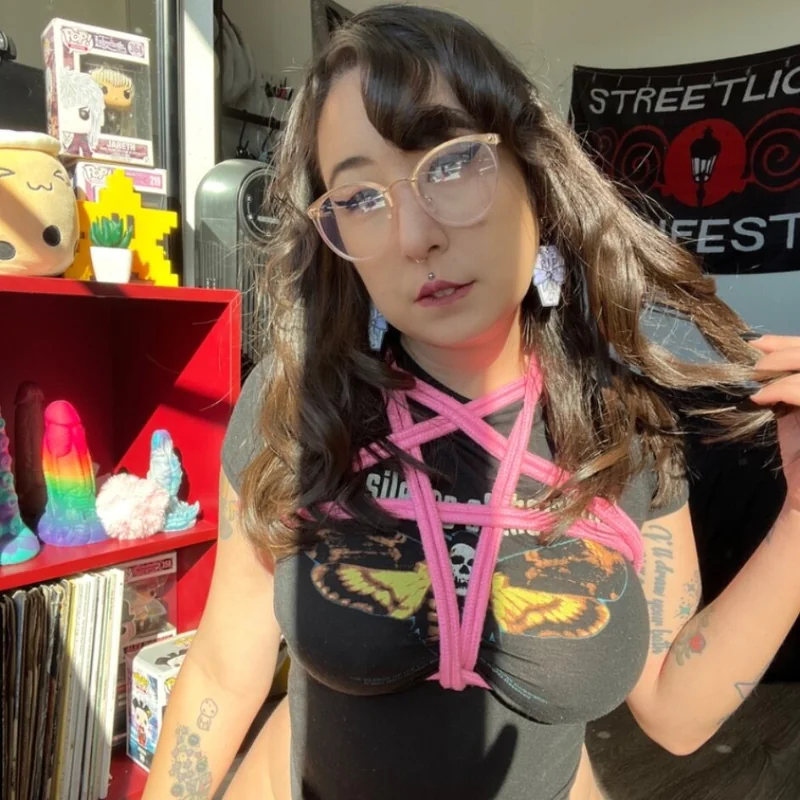 Mars OnlyFans creator with daily content