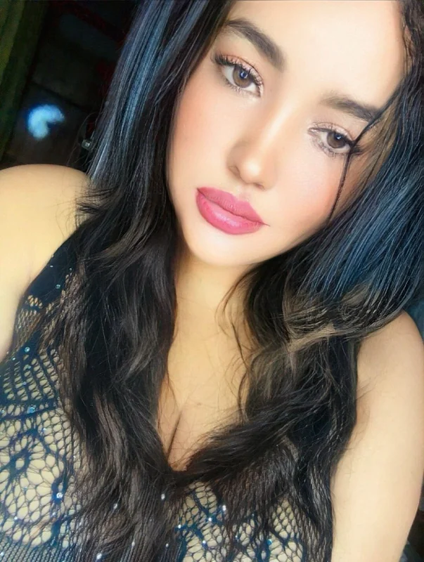 Maryhotlatina OnlyFans creator with a naughty side