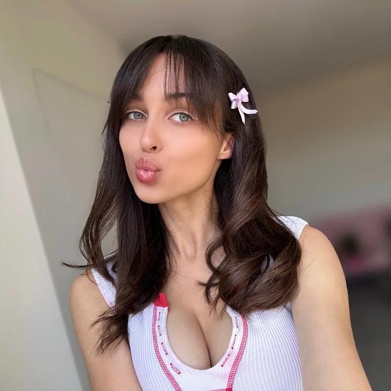 mary OnlyFans profile