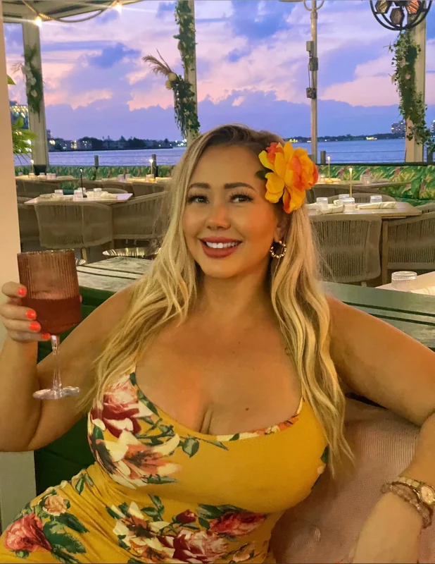 Matessa Nicole OnlyFans beach lifestyle creator