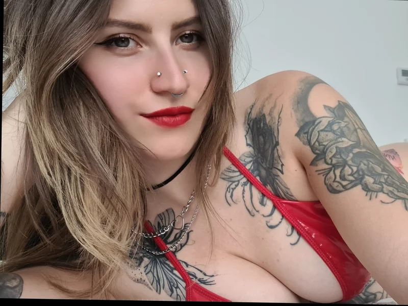Matoushka 0.44% OnlyFans profile
