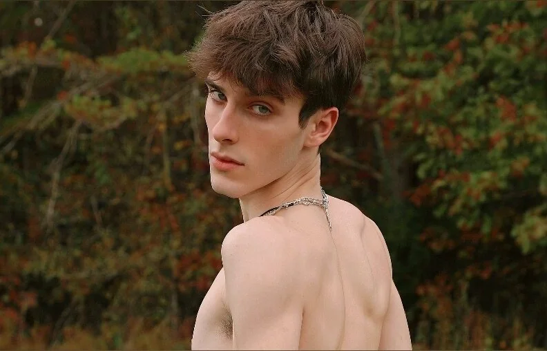 max mabry ☆ OnlyFans creator with fully nude content