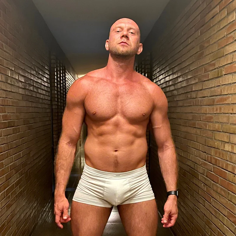 Maxzarec OnlyFans Profile Maxzarec OnlyFans creator profile with engaging content.
