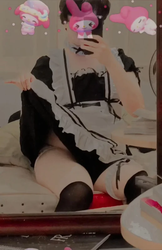 Megumin23π OnlyFans Creator Megumin23π OnlyFans playful femboy
