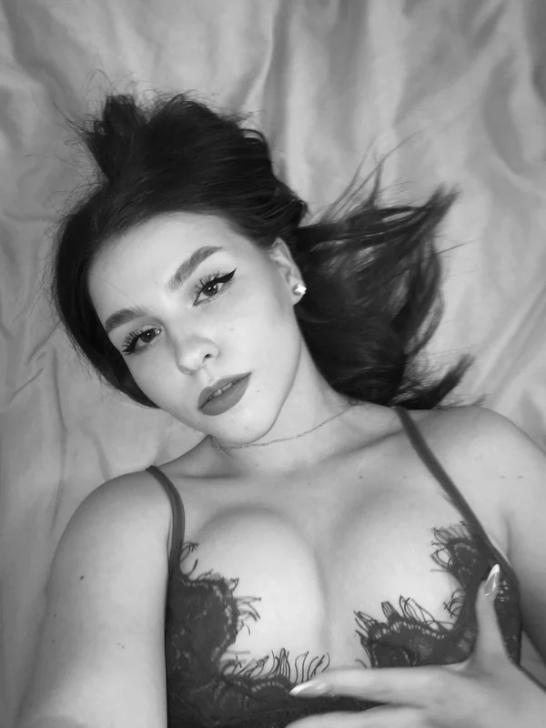 Maria OnlyFans profile