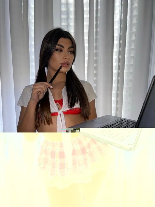 Mia Maddison OnlyFans Profile Mia Maddison OnlyFans brunette creator