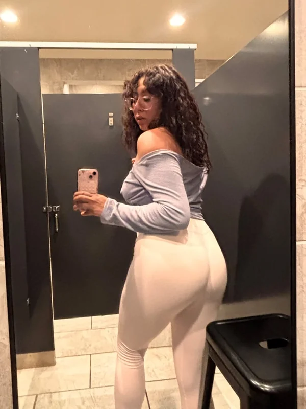 Miaangel OnlyFans Brunette Creator