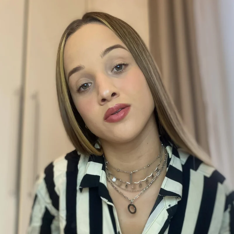 Mia White OnlyFans creator profile picture
