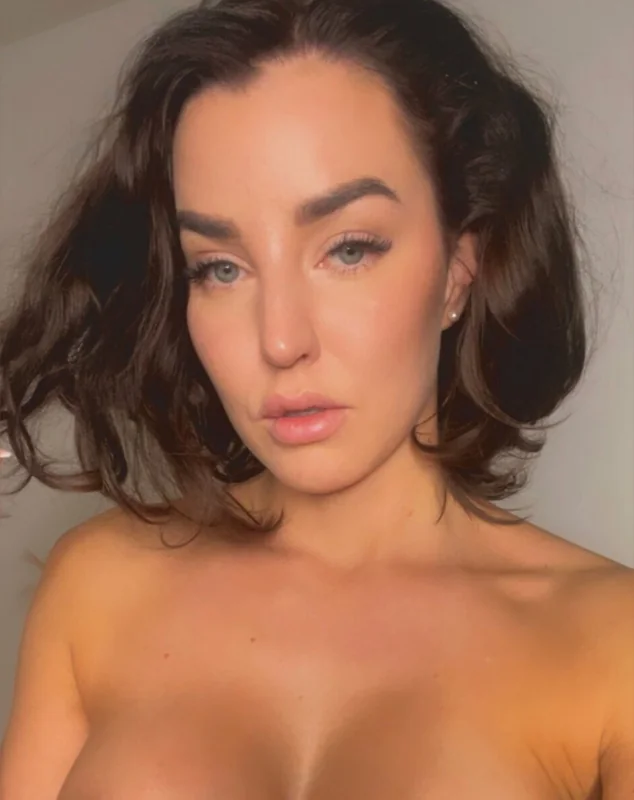 Miilaevv OnlyFans Exclusive Content Creator