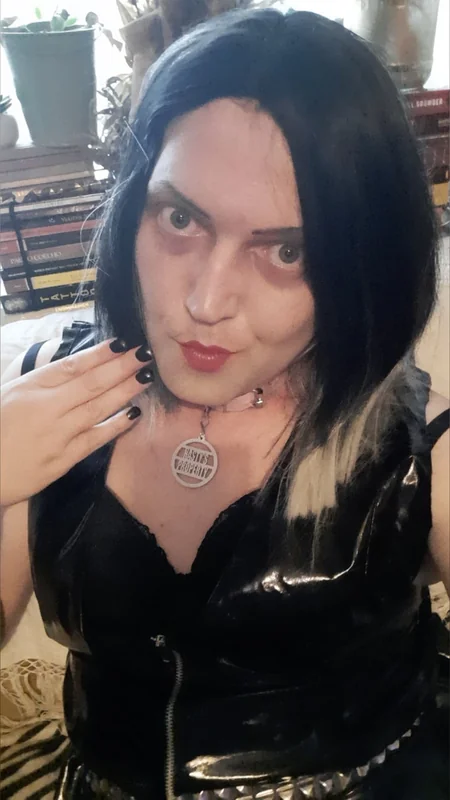 Milla - OnlyFans Creator Profile Picture