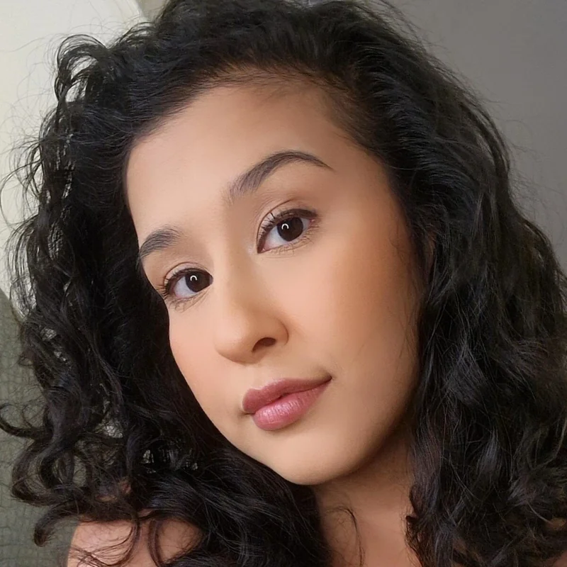 MissFine OnlyFans creator with daily spicy content