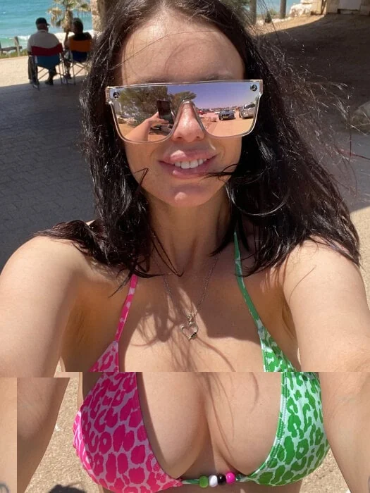 Lina OnlyFans erotic content model