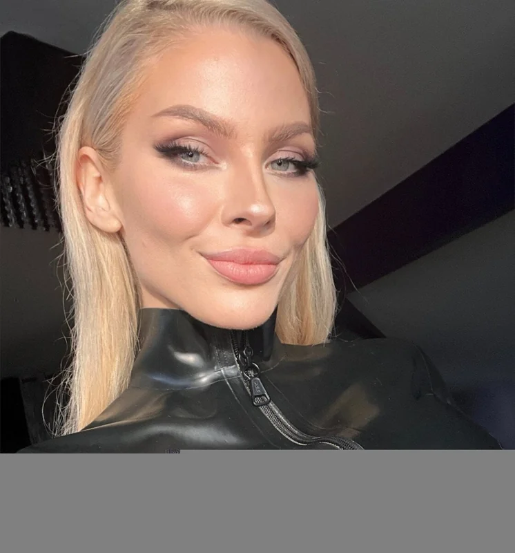 Stacy Quartz OnlyFans Profile Stacy Quartz OnlyFans content creator embracing fetish themes.