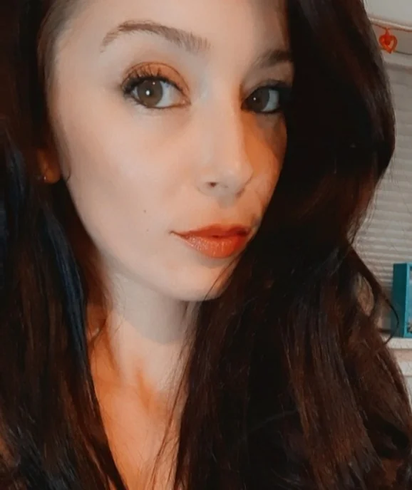 Miyafoxx OnlyFans Creator Miyafoxx OnlyFans British brunette creator