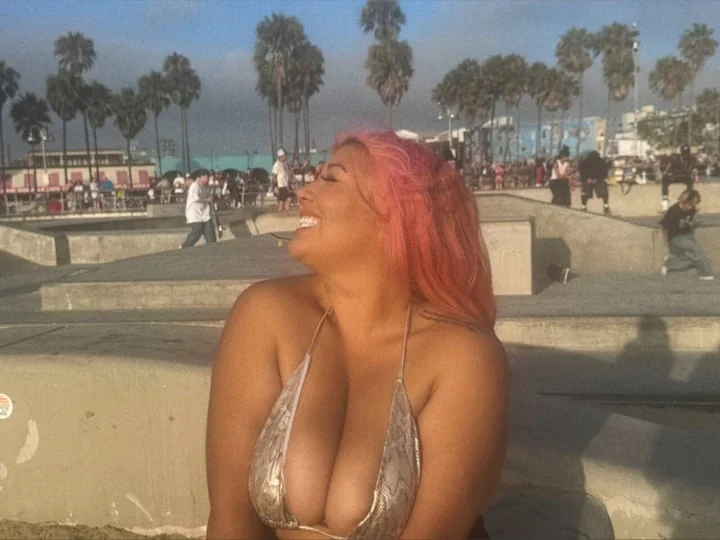 Moanmentswithmelo - OnlyFans Creator Profile Picture