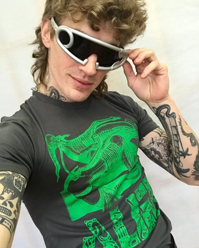 Mobshity VIP OnlyFans creator with custom content