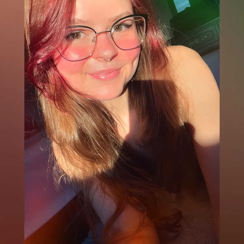 Molly OnlyFans profile