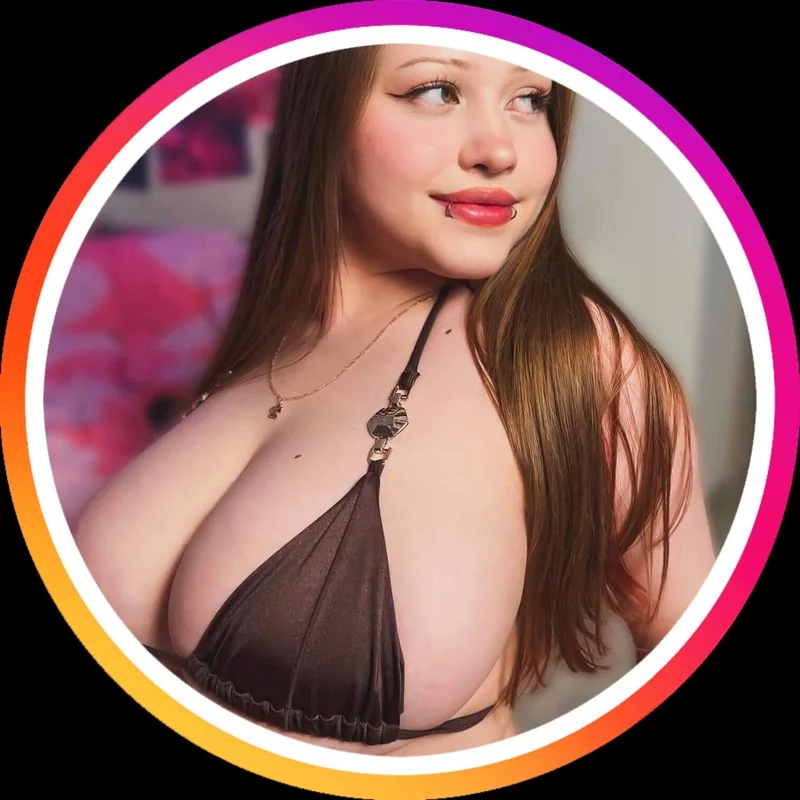 Molly Milkers Exclusive Content on OnlyFans Molly Milkers OnlyFans creator with intimate content