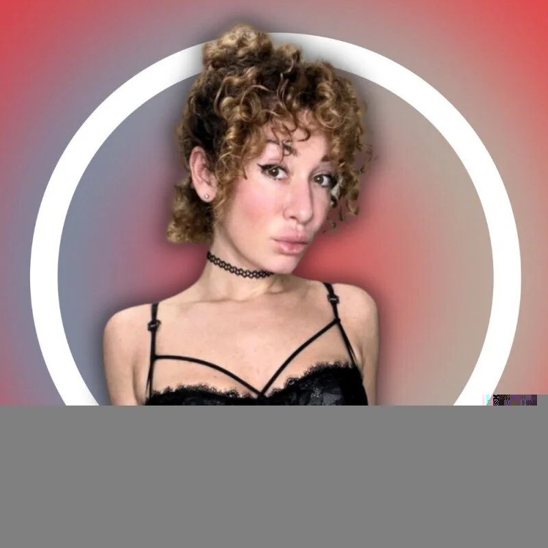 Mommy on Vacation - OnlyFans Creator Profile Picture