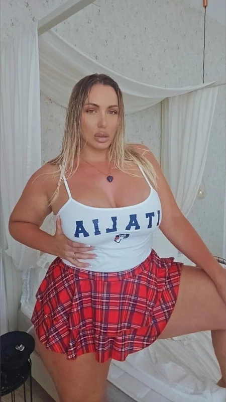 Monika - OnlyFans Creator Profile Picture