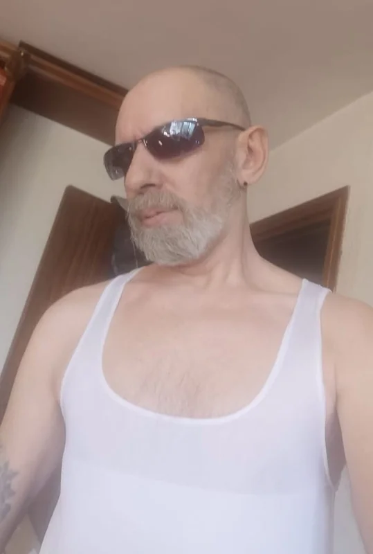 Monsterdickhunters OnlyFans profile