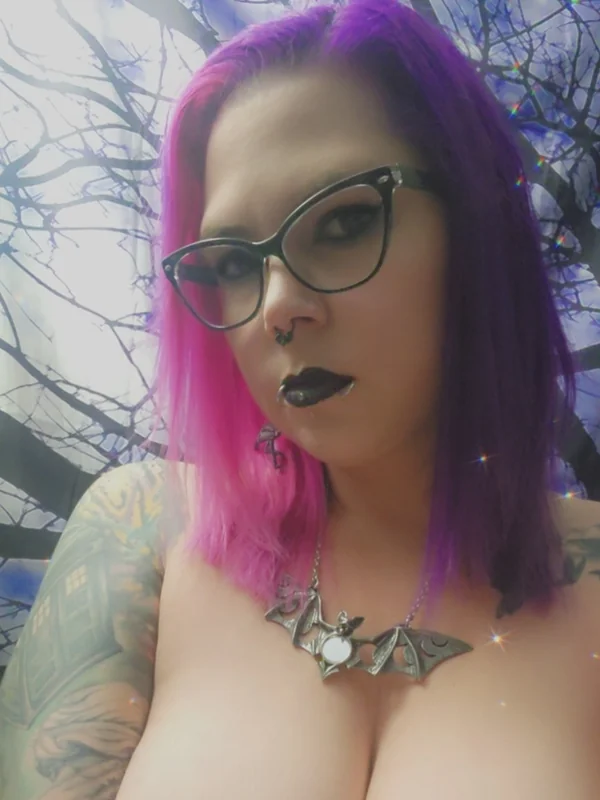 Morticia OnlyFans profile