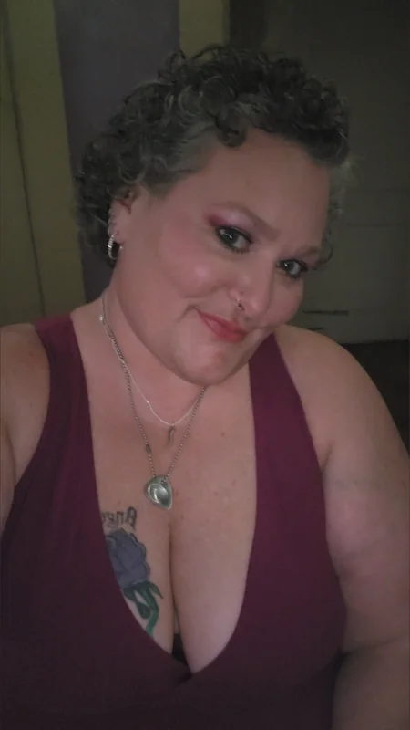 Mrs.Nicole 420 OnlyFans profile