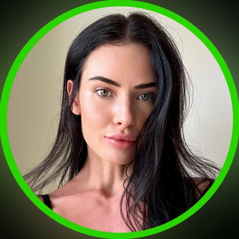 Margot OnlyFans Creator Margot OnlyFans fitness travel style