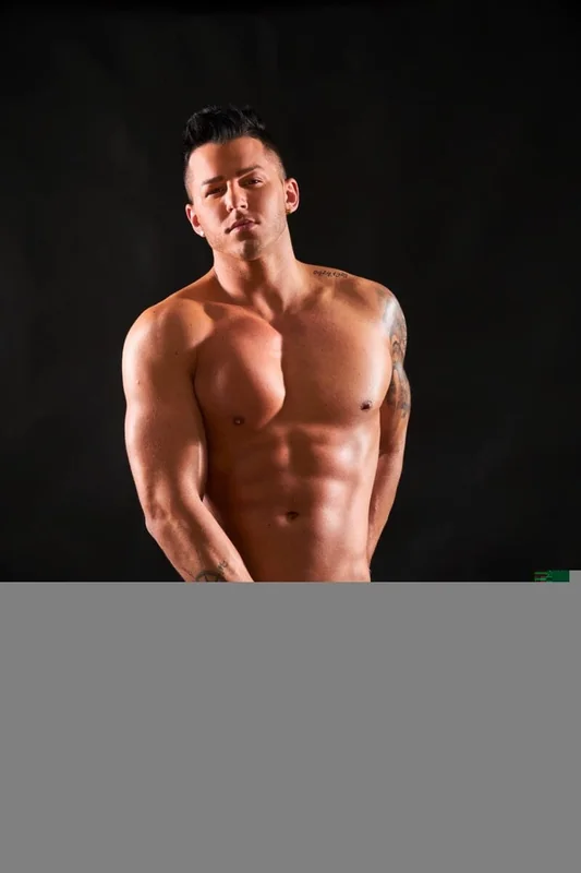 Murrayswanby OnlyFans Profile Murrayswanby OnlyFans athletic male creator