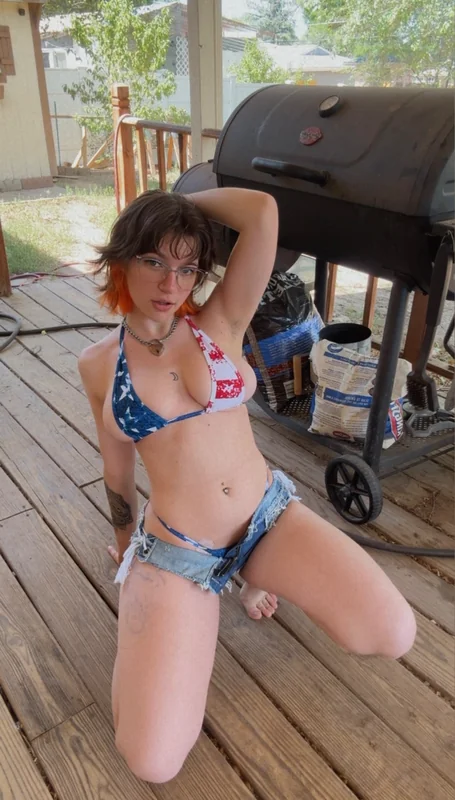 Moon OnlyFans profile