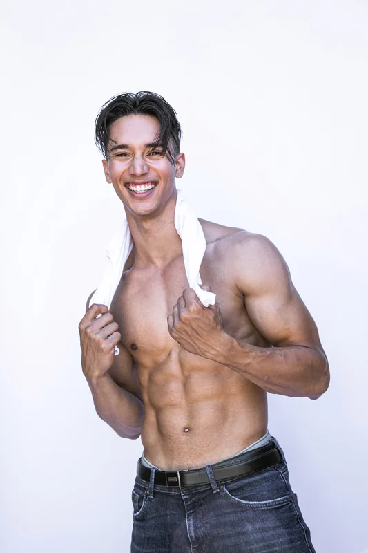 Mylow OnlyFans exclusive content creator