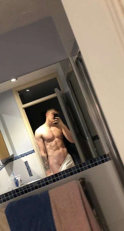 Mysteriousaries OnlyFans profile