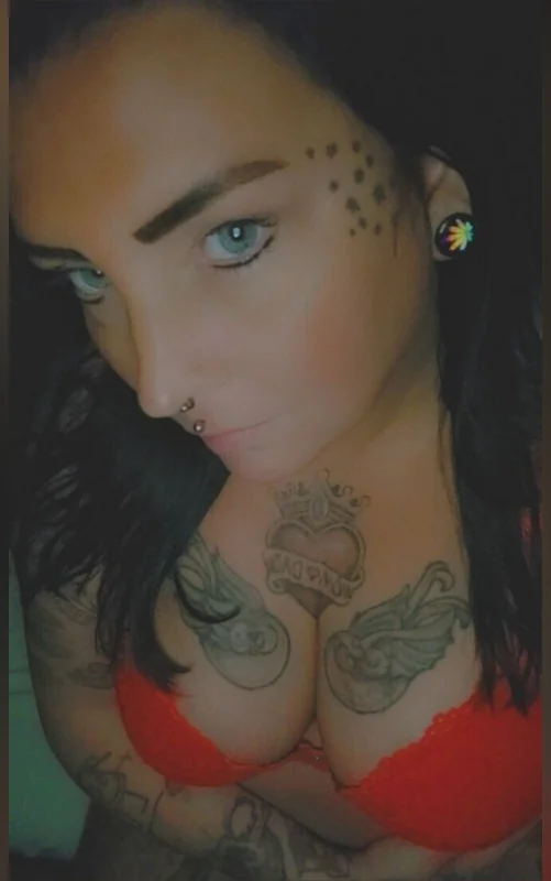 Myztica OnlyFans Profile Myztica OnlyFans creator with a naughty mind