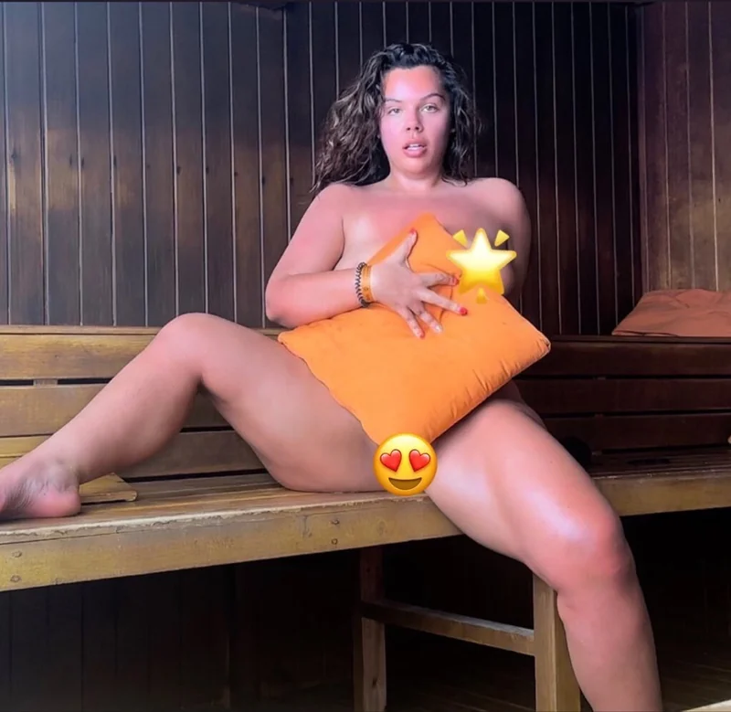 nadia sapphire OnlyFans profile
