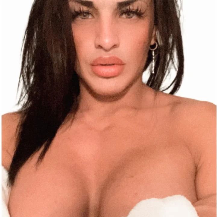N Diamante 💎 OnlyFans brunette creator
