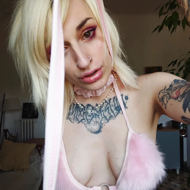 Nanakuroi OnlyFans profile