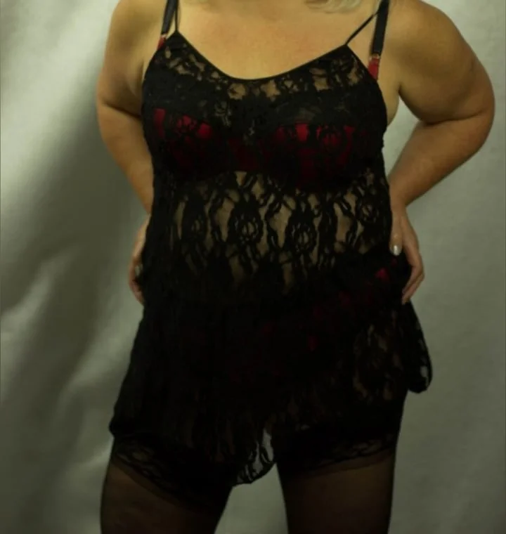 Kay OnlyFans profile picture Kay OnlyFans sexy mature woman