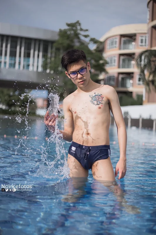 JR OnlyFans creator from Thailand with exclusive content