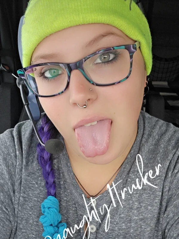 Naughty Trucker 4.99 VIP (No PPV) OnlyFans profile