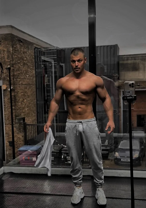 NaughtyUno OnlyFans profile