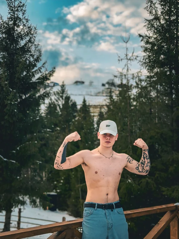 Instakhlopchik - OnlyFans Creator Profile Picture