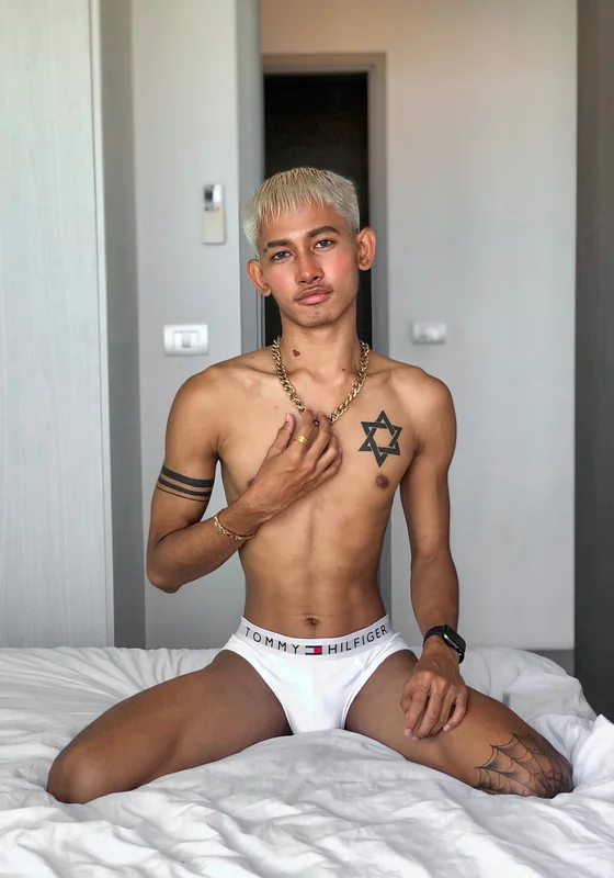 Nawin1999 OnlyFans Creator Nawin1999 OnlyFans creator sharing nudes