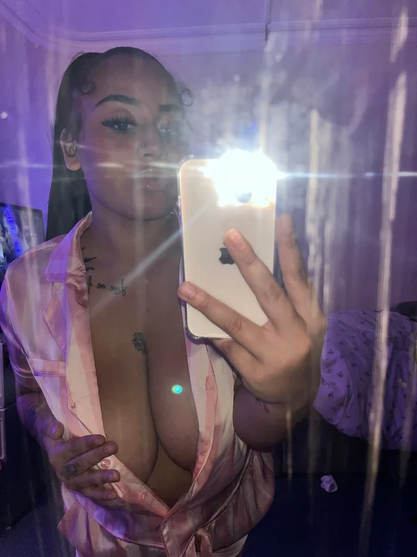 Nawtyshawty OnlyFans Creator Nawtyshawty OnlyFans creator with enticing content