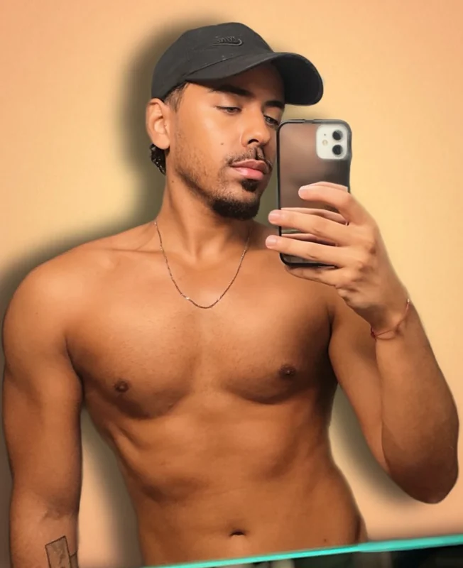 Nelo OnlyFans profile