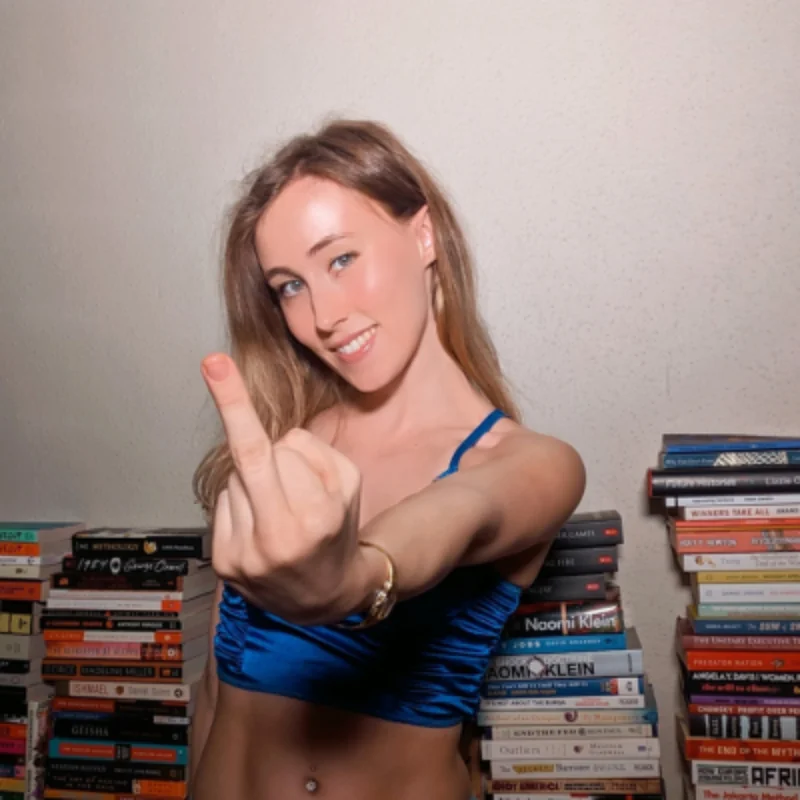 Anna Blake OnlyFans creator with exclusive content